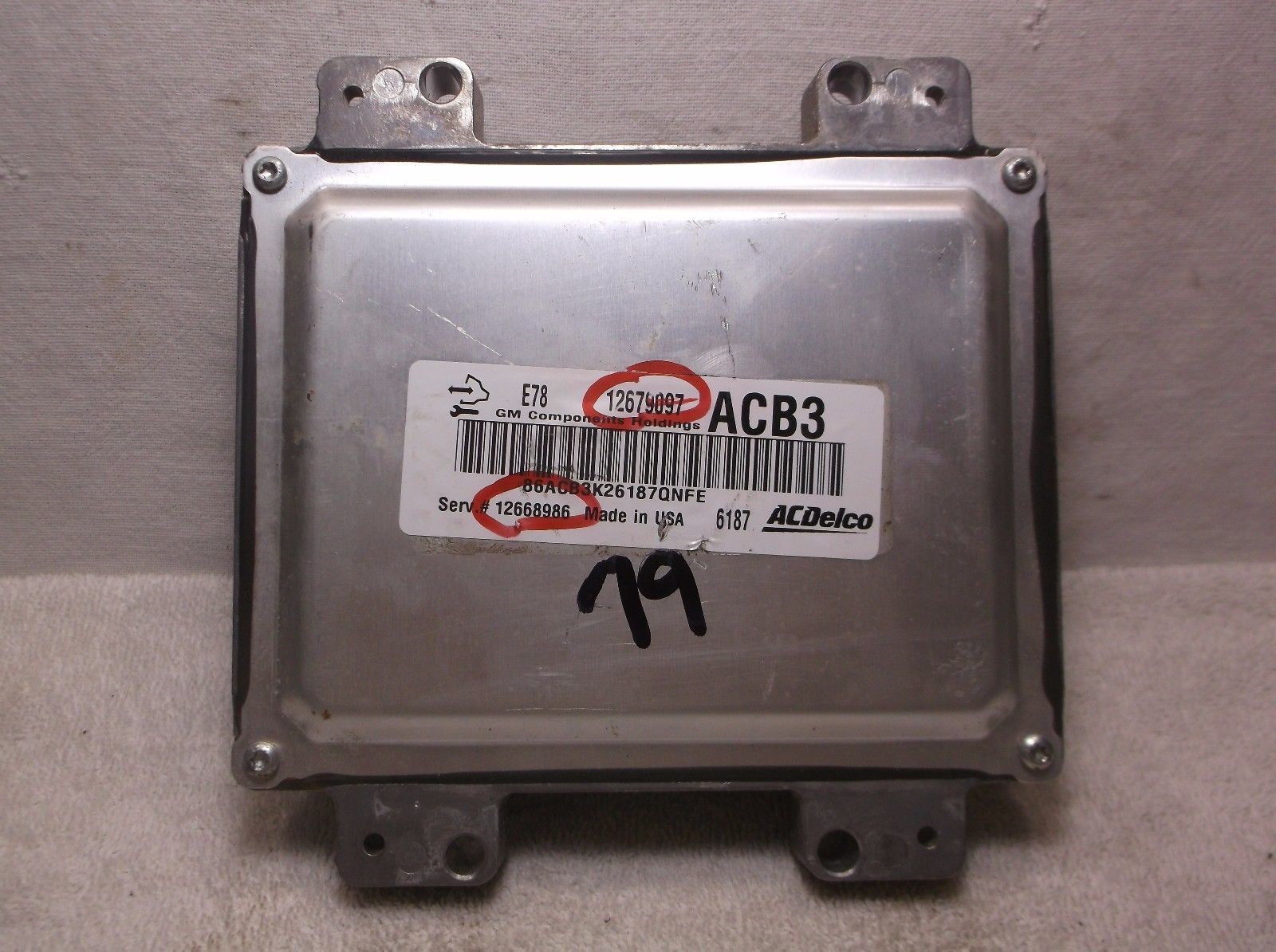 2017..17 GMC SAVANA/EXPRESS/2500/3500 ENGINE CONTROL Engine Computers