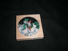 Stampendous Q044 &quot;Snow Couple&quot; QC44 Rubber Stamp Wood Mounted 1997 - $7.99