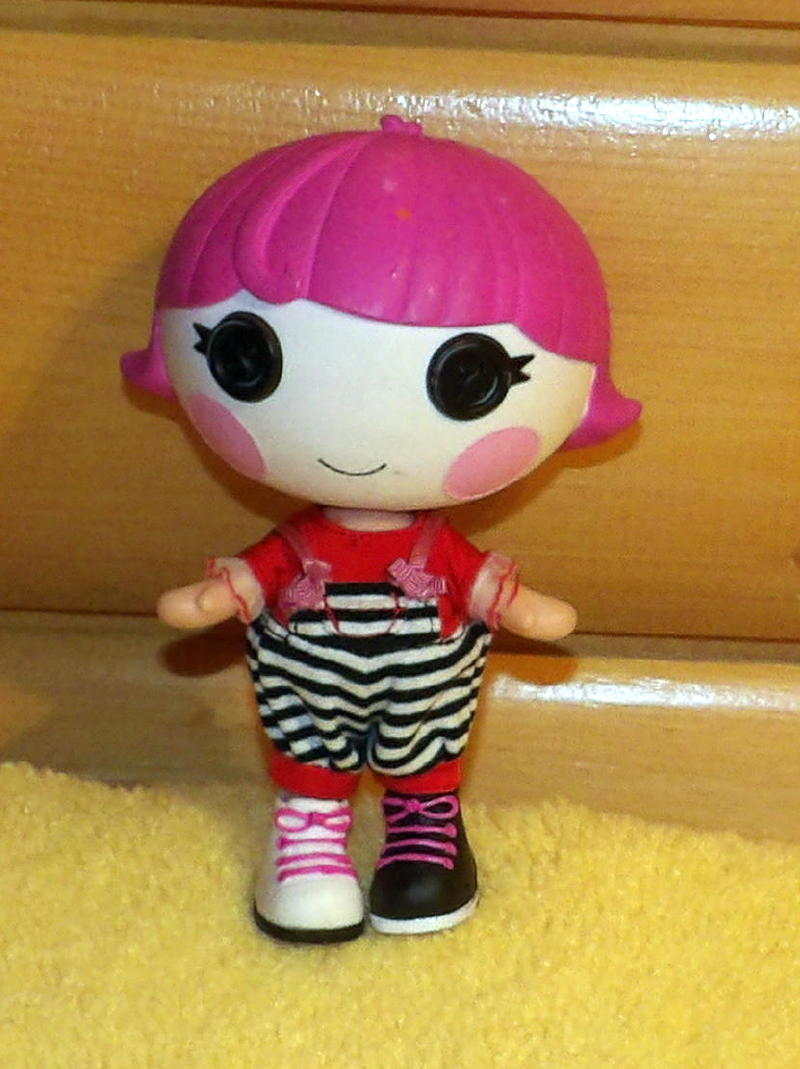 lalaloopsy doll pink hair