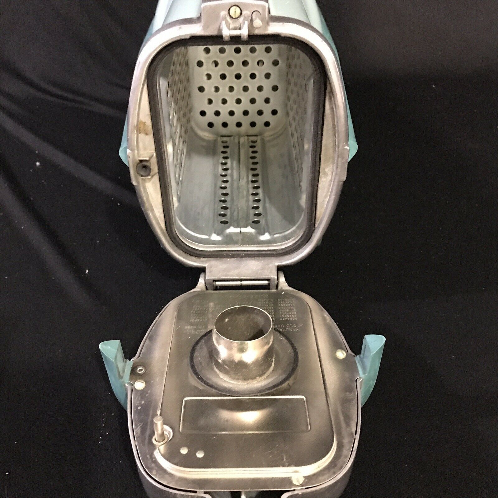 Vintage Electrolux Model G Vacuum Cleaner ONLY Bags Working Turquoise 1960's Vintage Vacuums