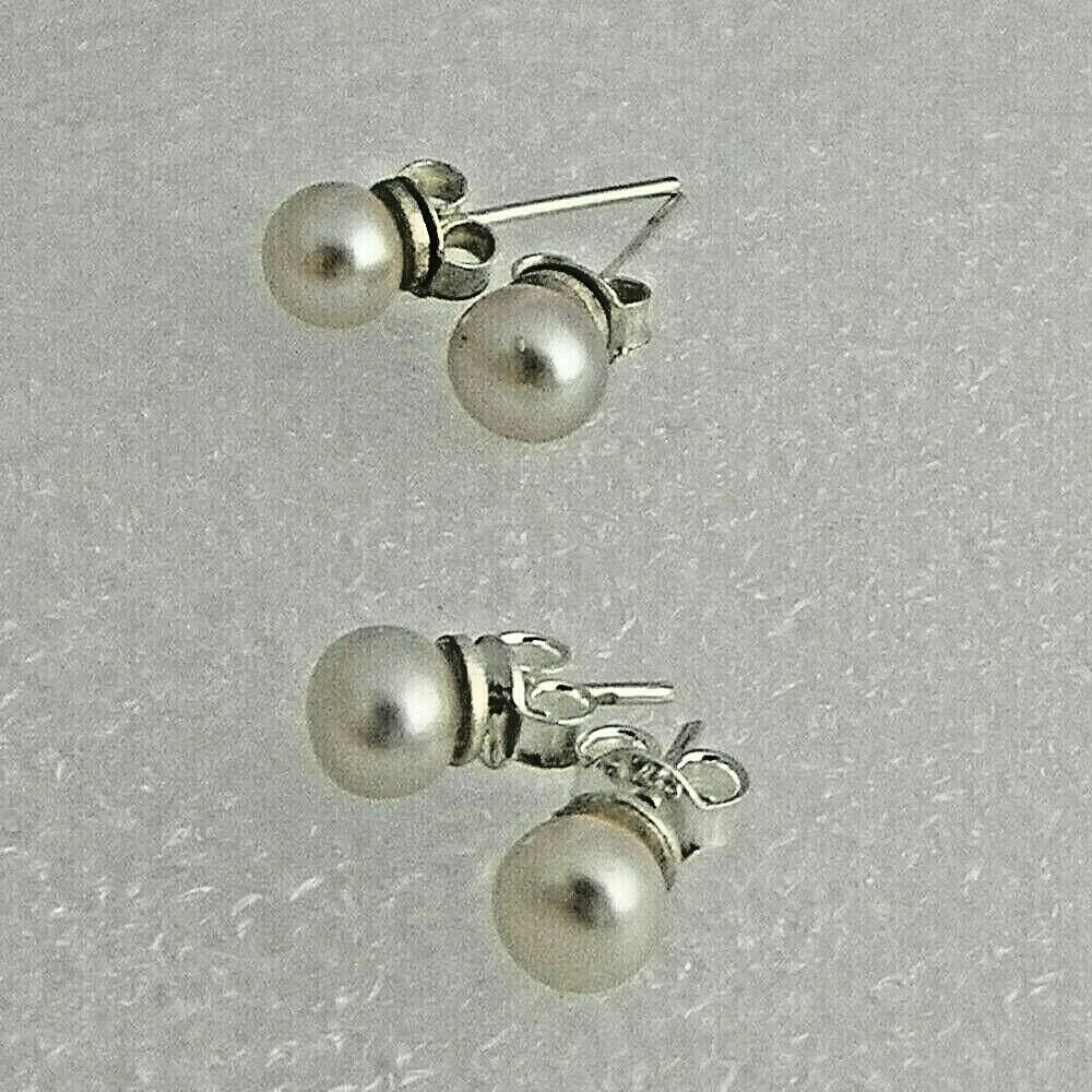 Handmade - 925 sterling solid silver stud earrings freshwater pearl stud fest gift ves-1017
