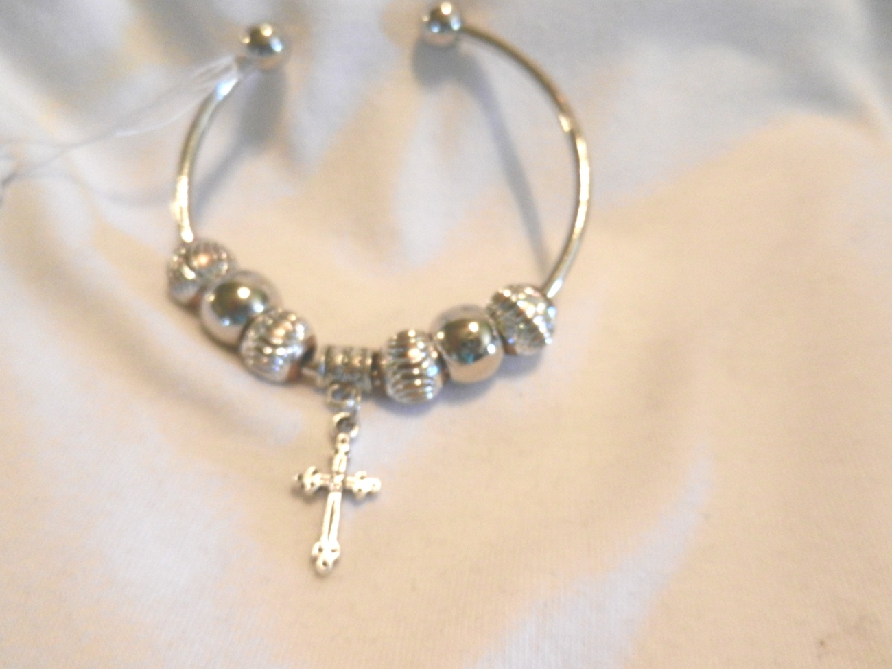 NeW Multi Colored Beads Bangle Dangle Cross Charm Bracelet Fashion