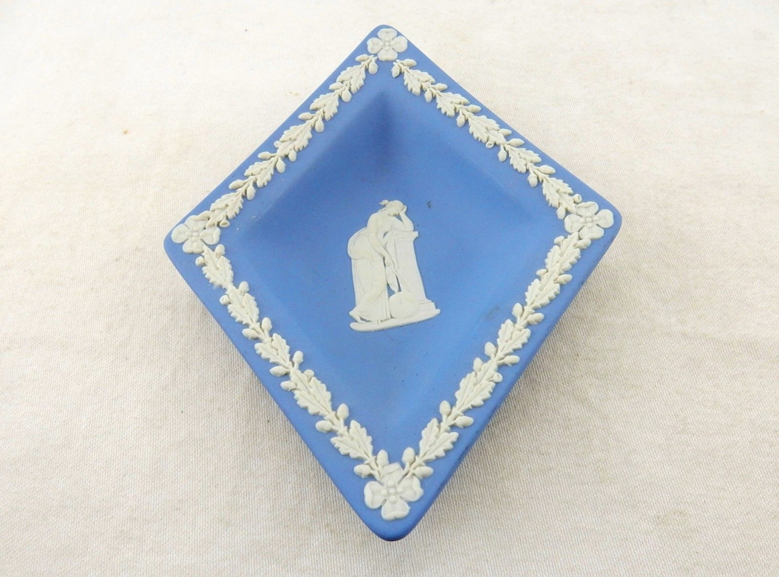 Trinket Dish Pin Light Blue Wedgwood And 12 Similar Items Trinket Dish Pin Light Blue