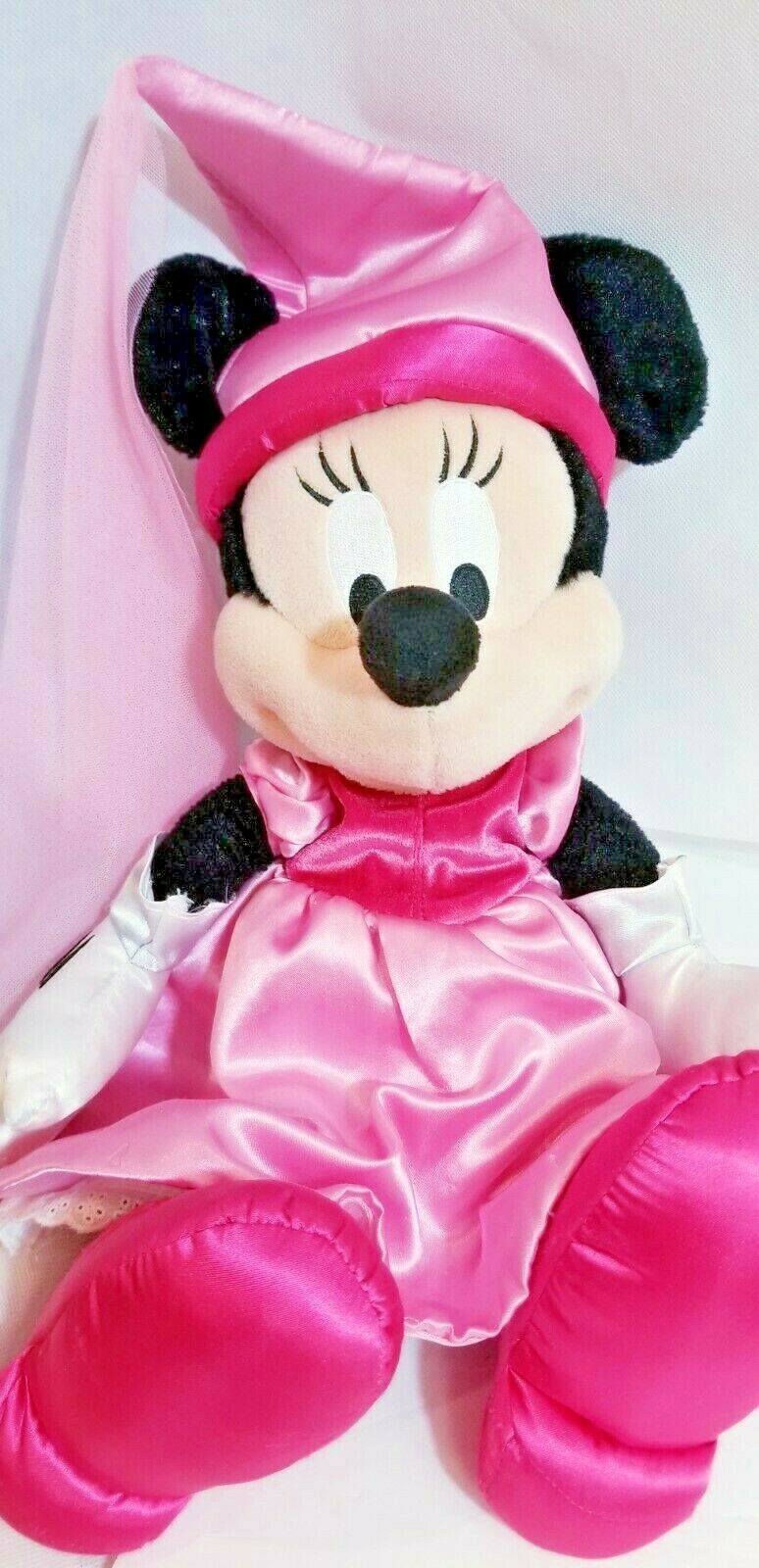 pink minnie plush