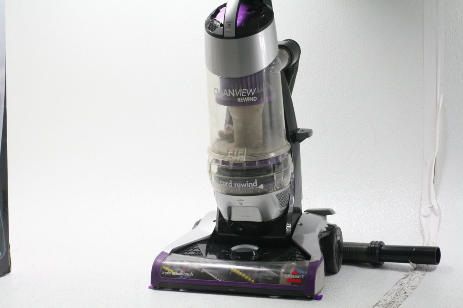 Bissell 1819 Cleanview Rewind Deluxe Upright Bagless Vacuum Retract