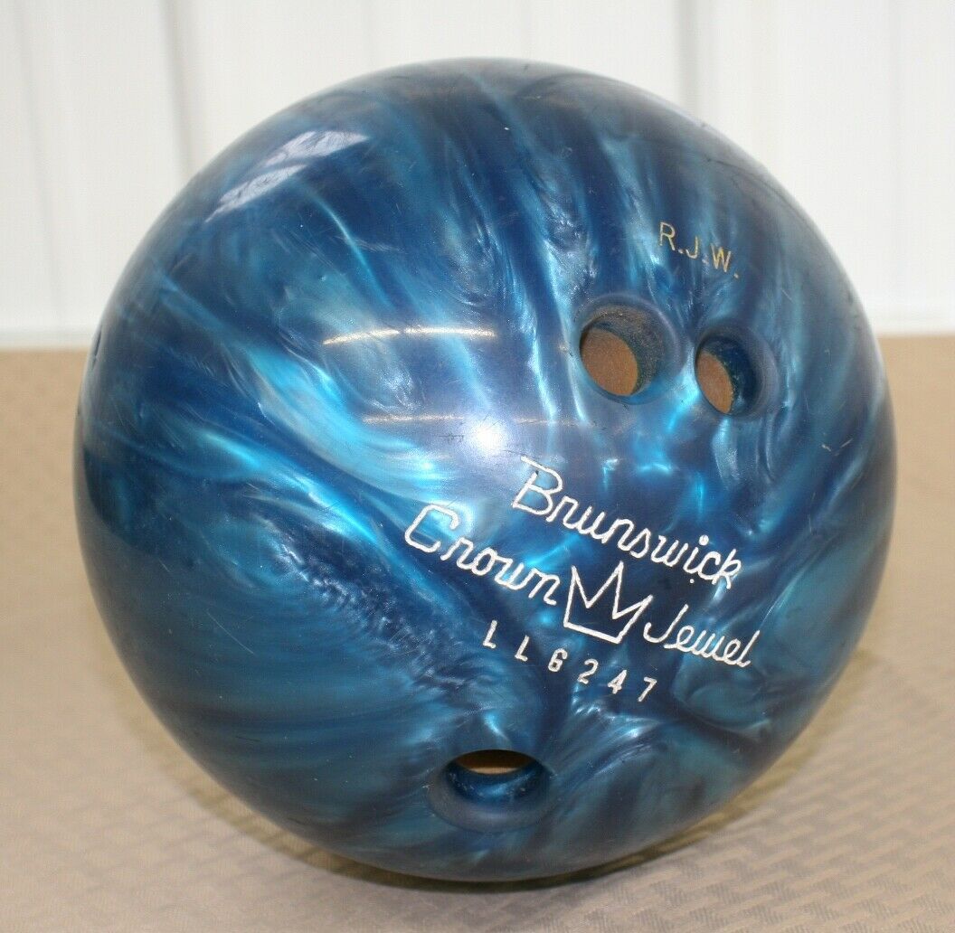 Vintage Brunswick Crown Jewel Bowling Ball 14 pounds ` Blue swirl Vintage