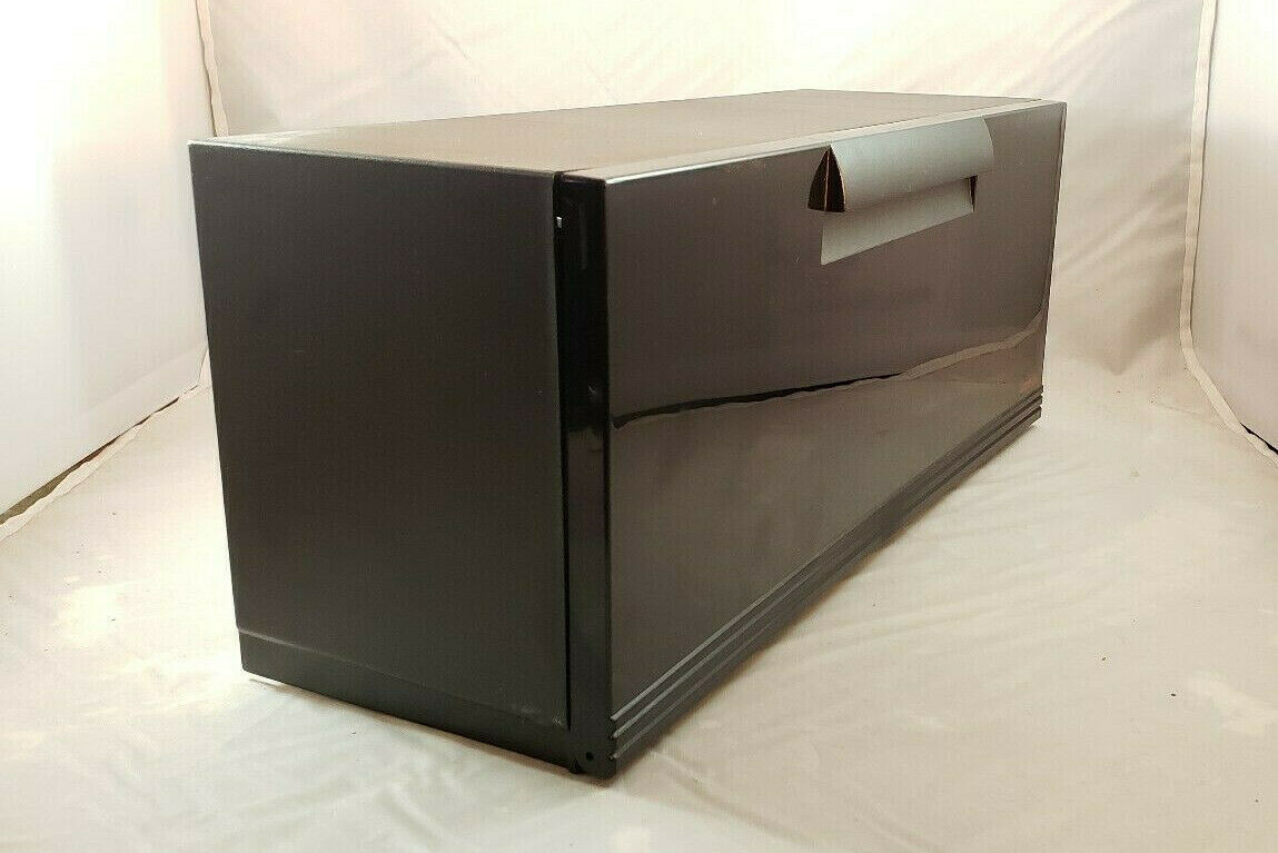 Alpha 36 CD Compact Disc Storage Rack Shelf Desktop Wall