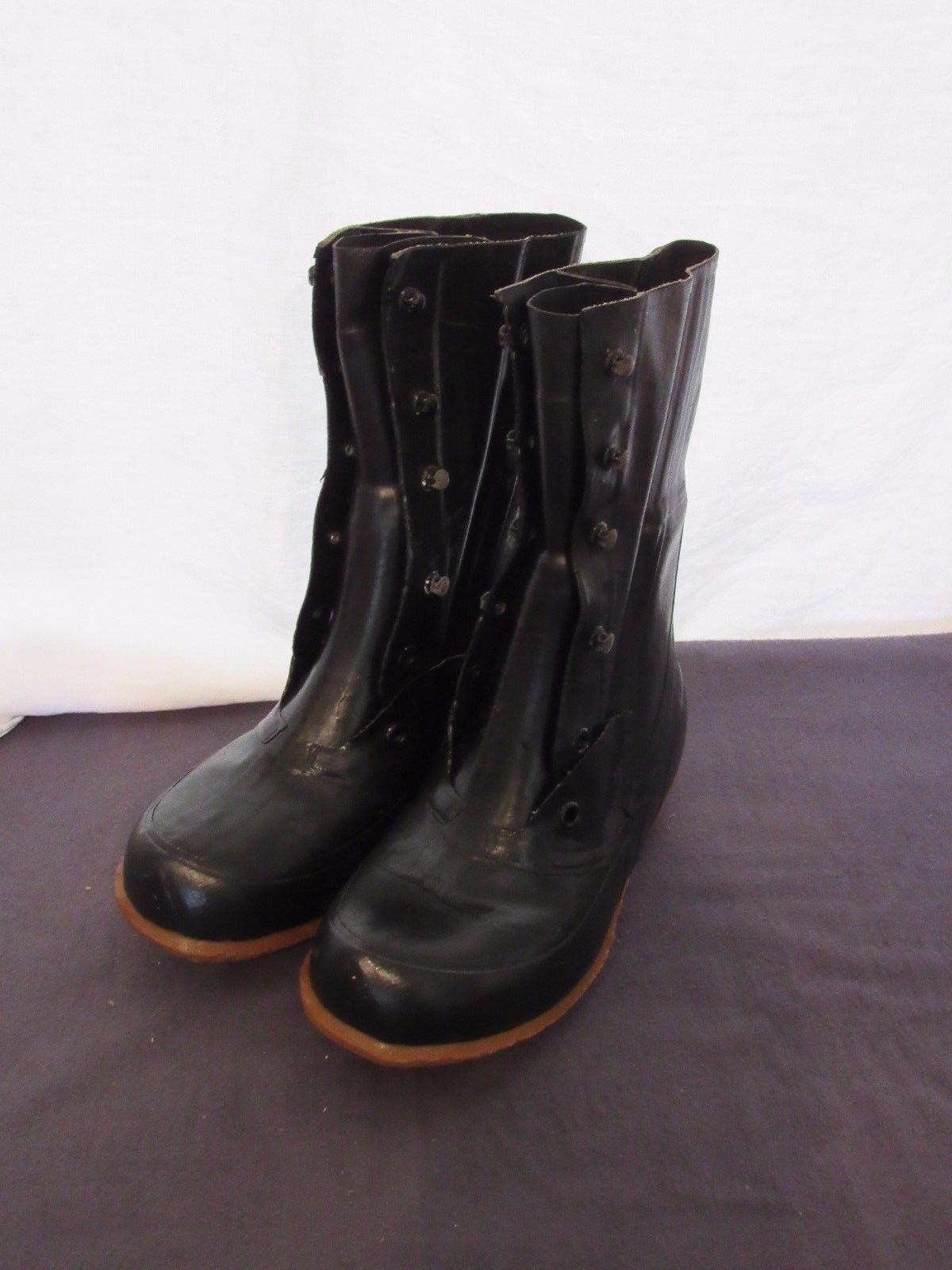 Vintage US Military US Navy 'Rubber' Boots Converse 6 D - Original ...