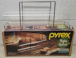 Vintage PYREX Bake A Round by Corning - Complete w/ Original Box 