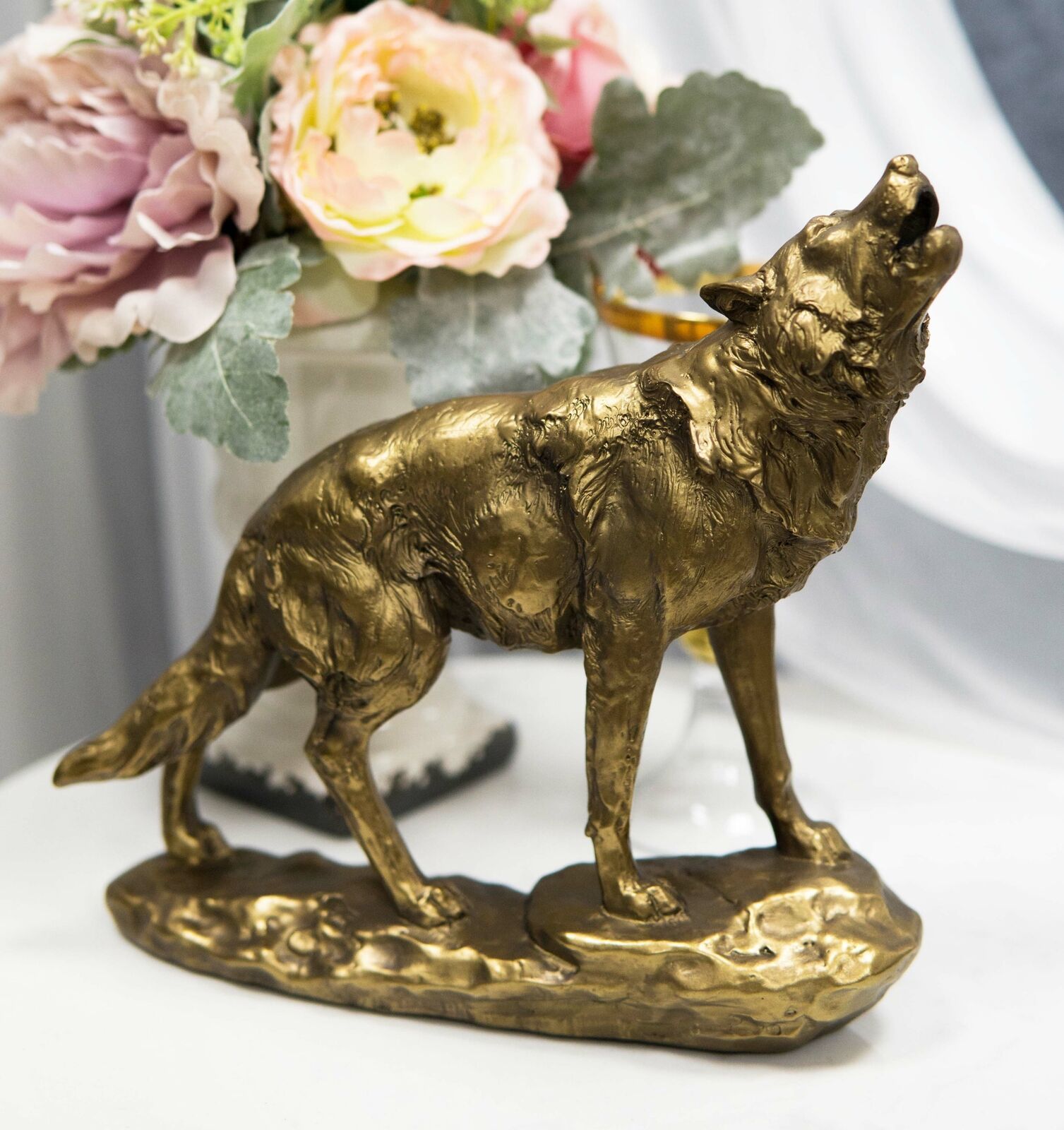 Full Moon Howling Alpha Gray Wolf Timberwolf Statue In Gold Patina Finish 9H