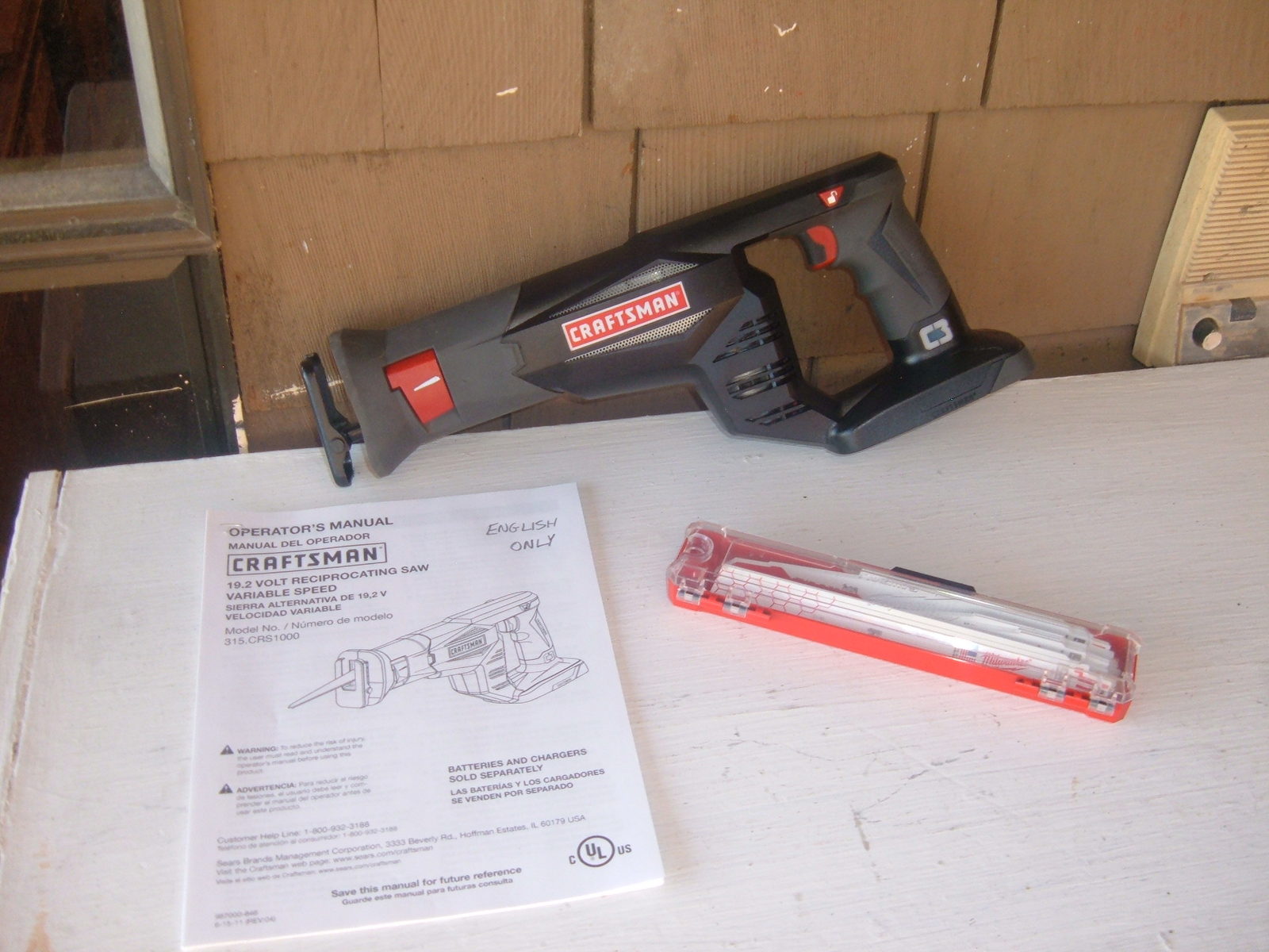 CRAFTSMAN 19.2V C3 RECIPROCATING SAW 315.CRS1000 WITH 10 MILWAUKEE SAW