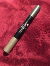 L'Oreal Infallible Paints Eyeshadow Duo 310 Army Camo. NEW - $12.75