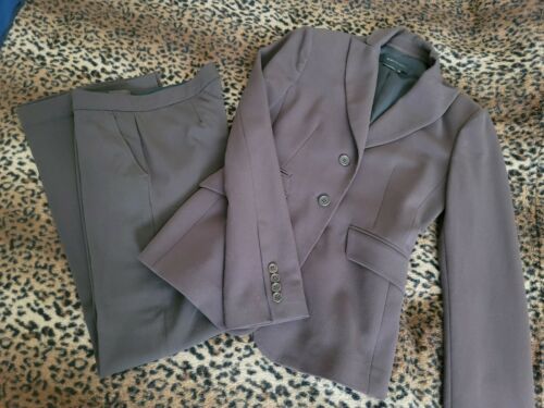 bcbgmaxazria suit