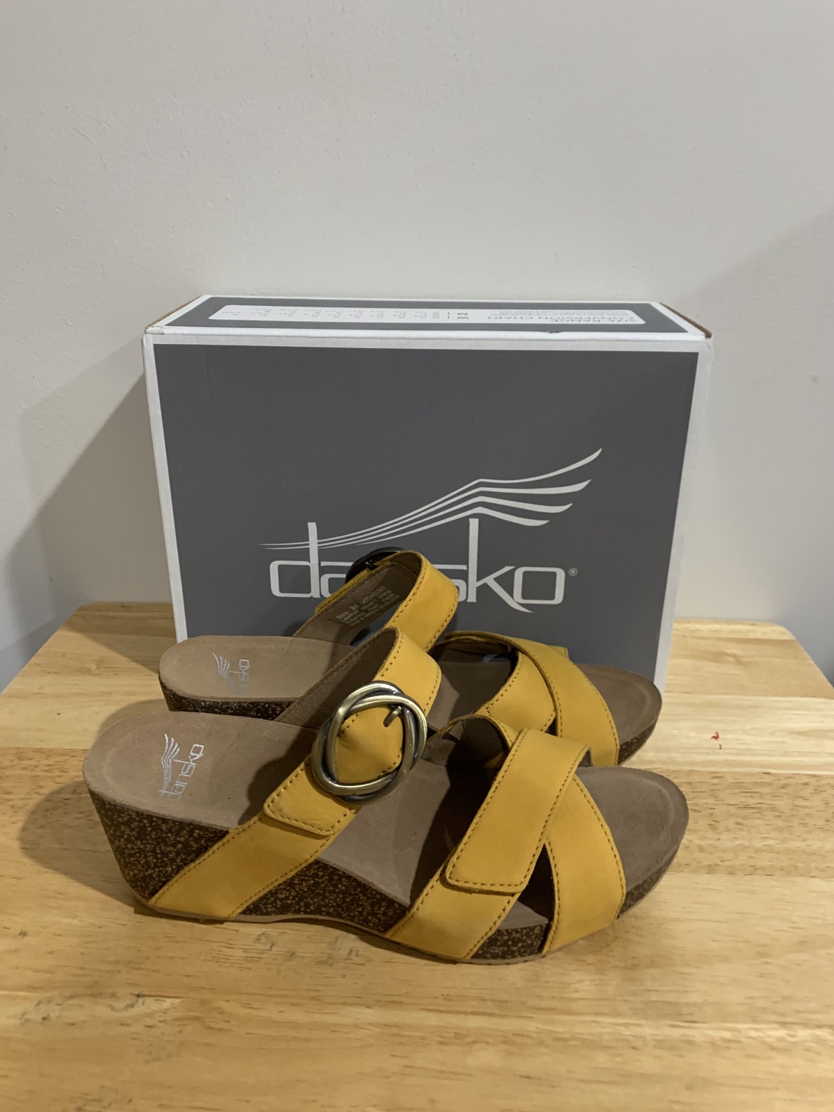 dansko susie mango