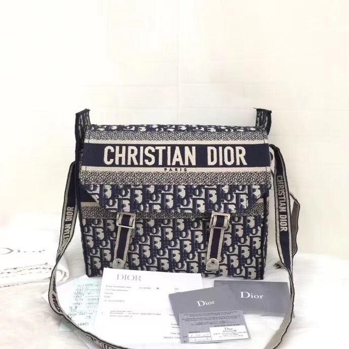 dior messenger bag 2019