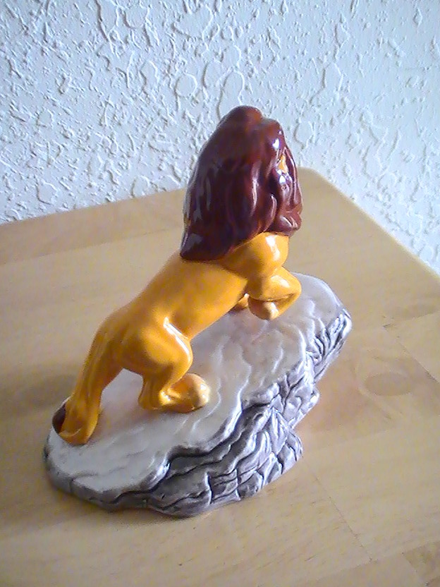 mufasa figurine