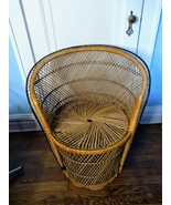 Wicker Rattan Peacock Small Chair Boho 30&quot; Fan Back Rare Size Barrel Vin... - $183.15