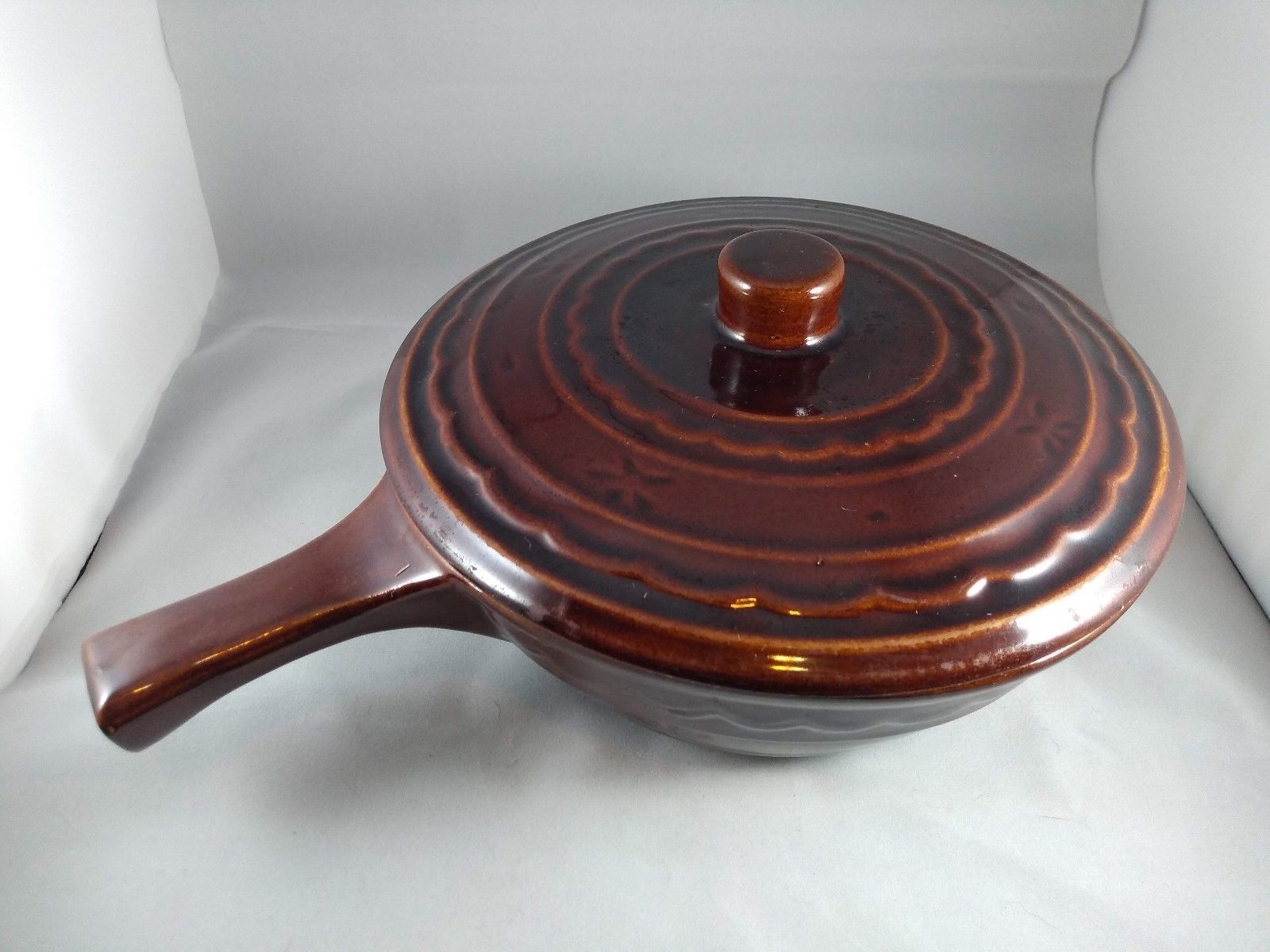 VINTAGE Mar Crest Oven Proof Stoneware Covered Handled Casserole Dishes Monmouth/ Marcrest