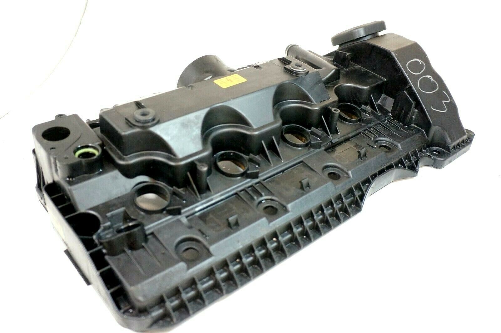 062008 BMW n62 right engine valve cover e64 650i e66 e65 750i 750Li