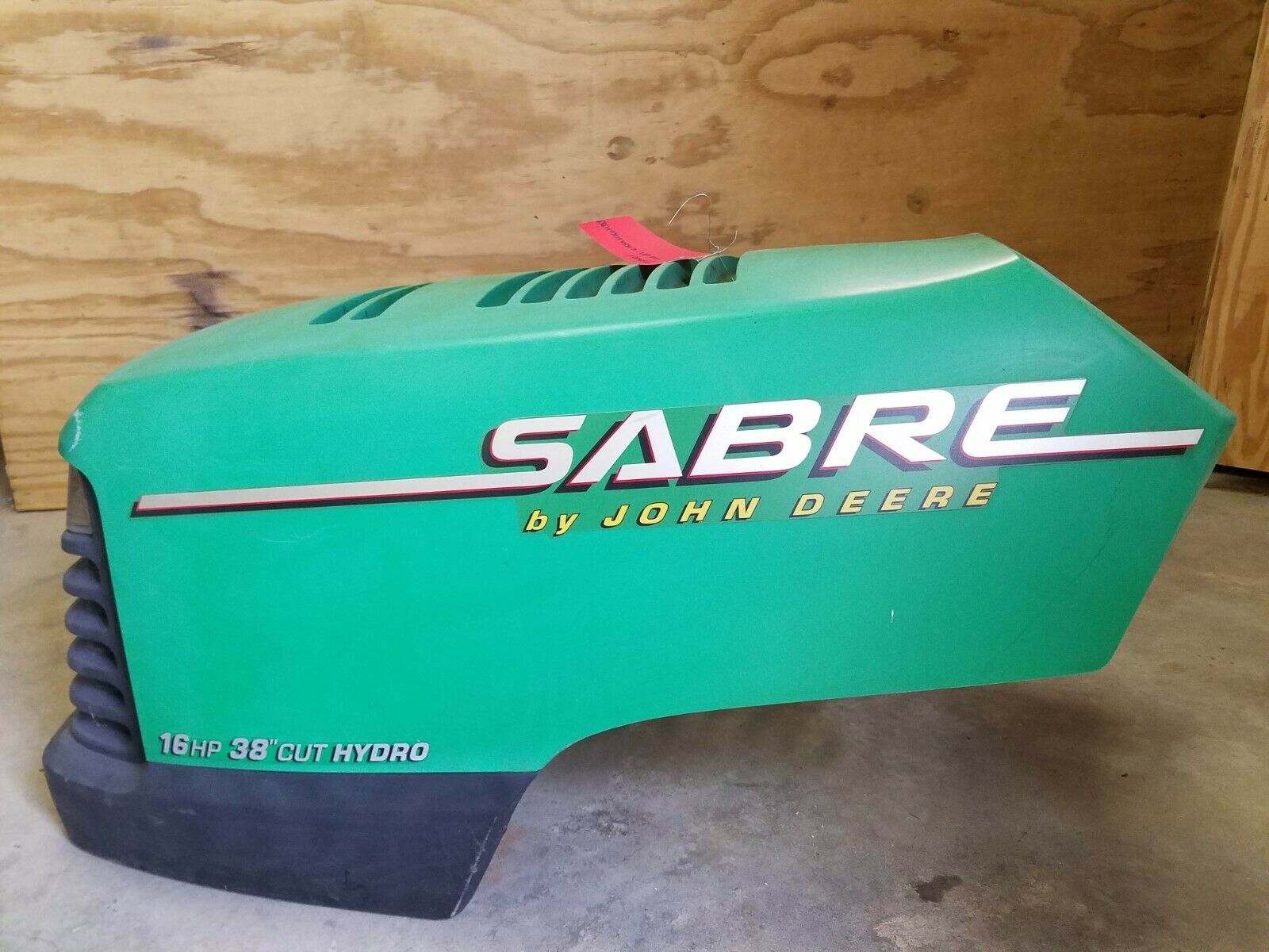 John Deere Sabre 1638HS 16HP 38" Cut Hydro Hood & Grille ST570516
