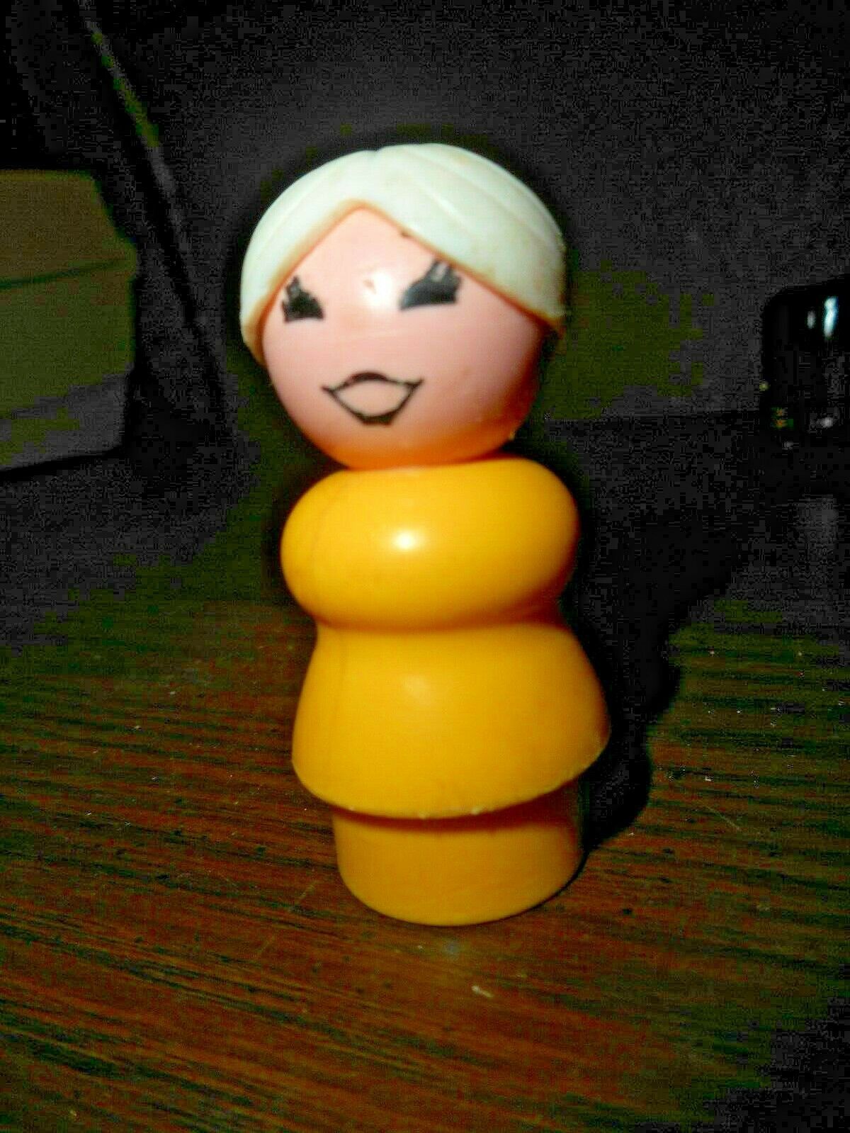 Fisher Price Little People PLASTIC Grandma W White Hair Yellow Dress ...