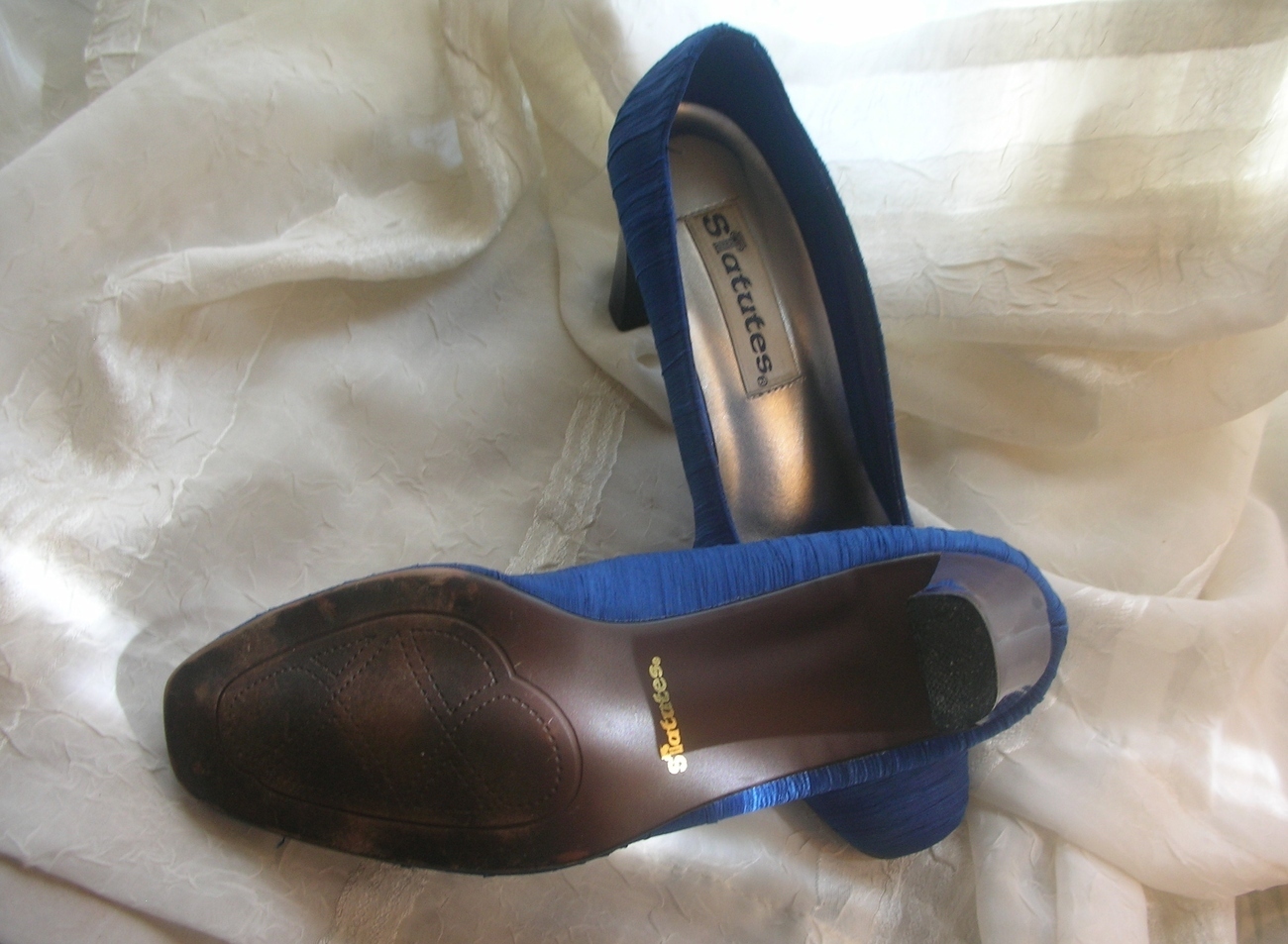 wide width royal blue heels