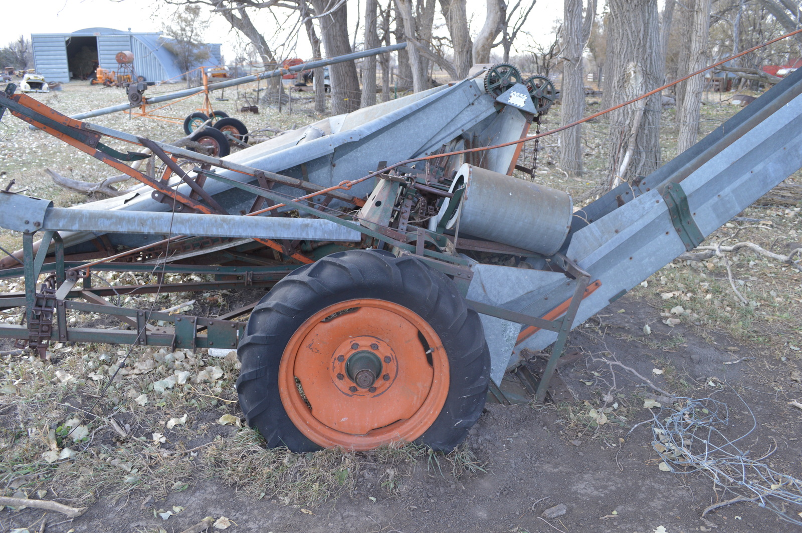 New Idea Pull Type 2 Row Corn Picker Local Pickup Only Other