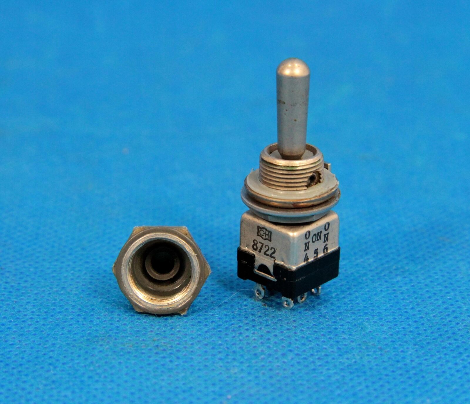 EATON CutlerHammer Toggle Switch MS21353 / 1234 Toggle Switches