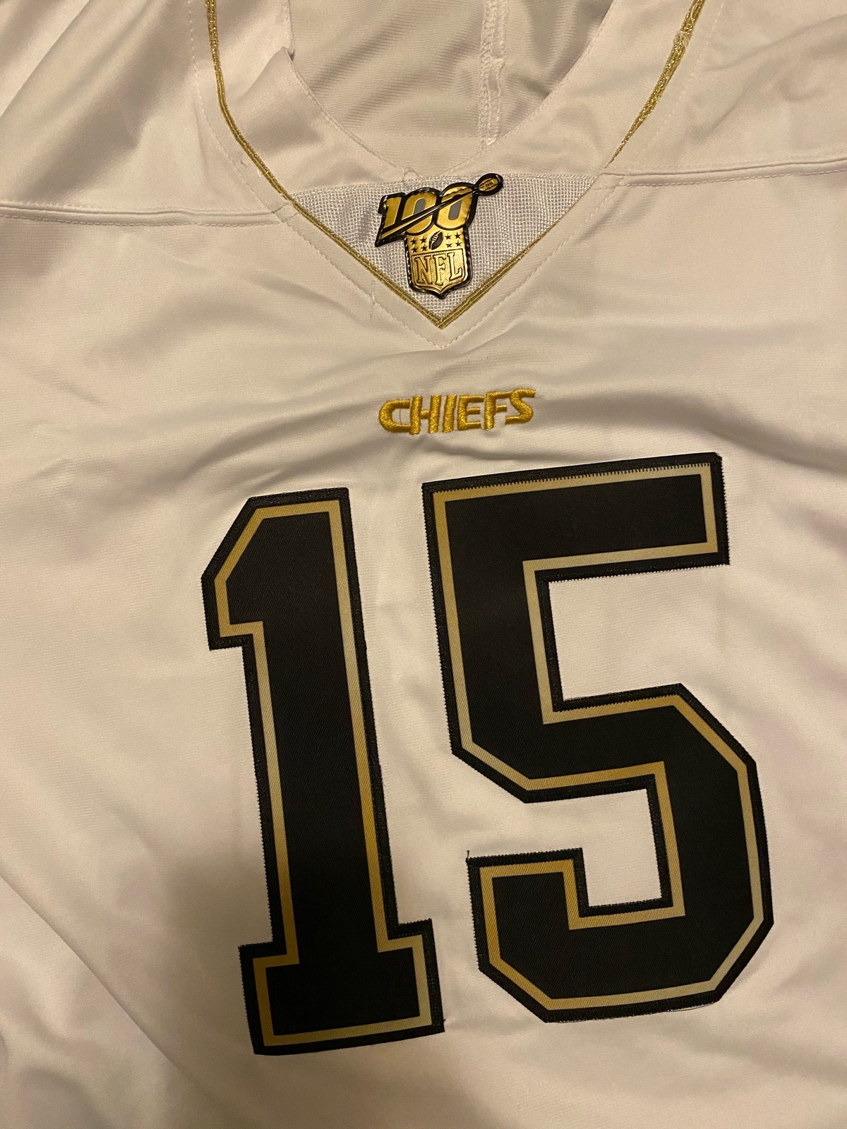 patrick mahomes gold jersey