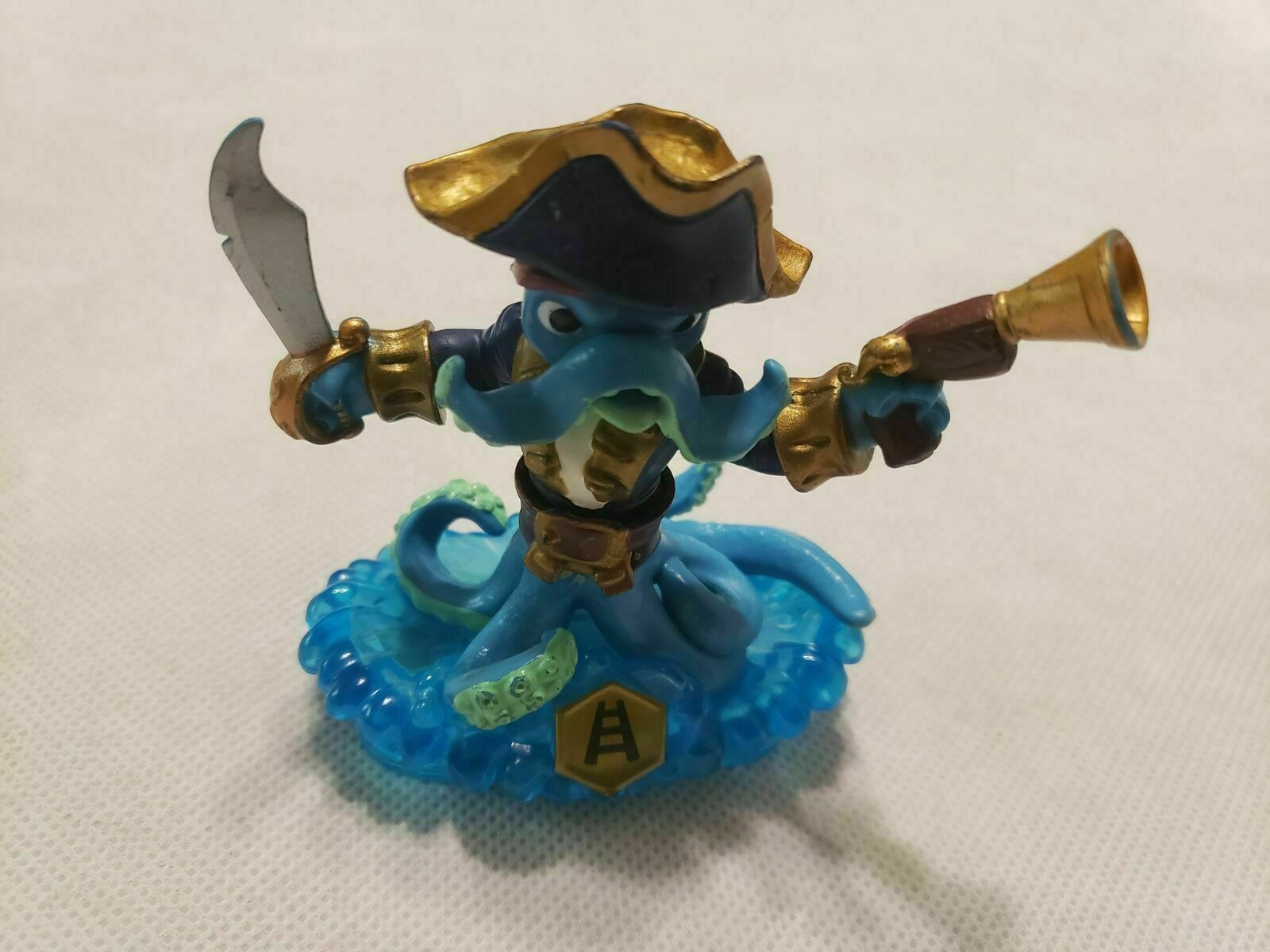 skylander wash buckler