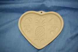 Pampered Chef Hospitality Heart Cookie Mold 2001 - $8.00