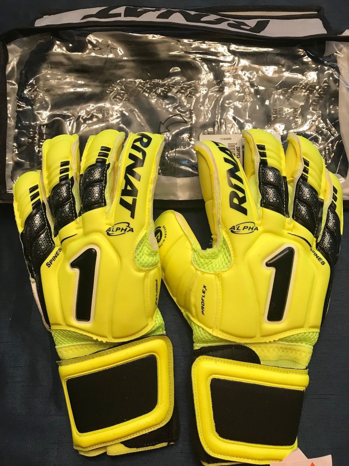 Futbol New RINAT EGOTIKO 2.0 SPINE GOALIE SOCCER GLOVE Size 10 Goalkeeper