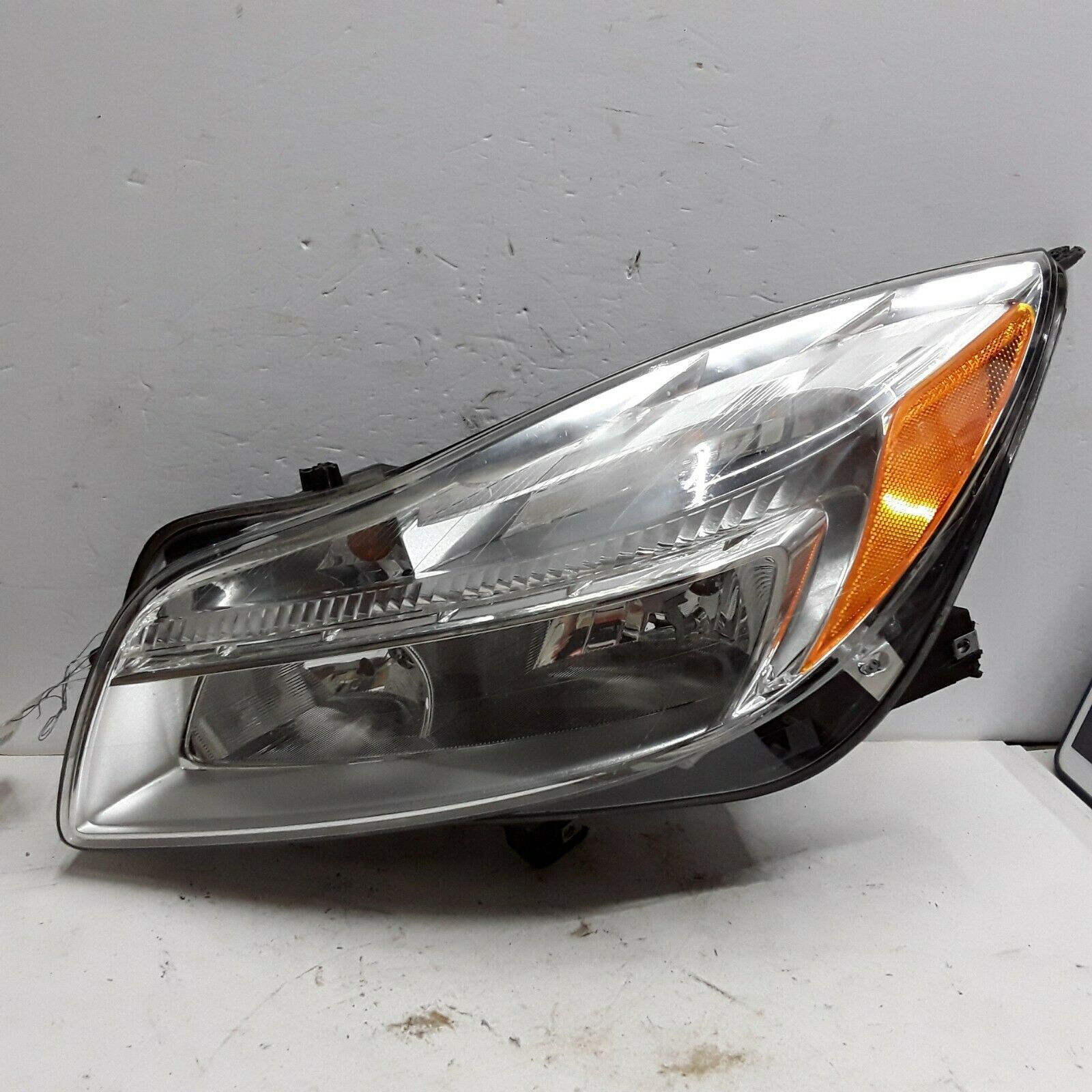 11 12 13 Buick Regal left driver side halogen headlight assembly OEM