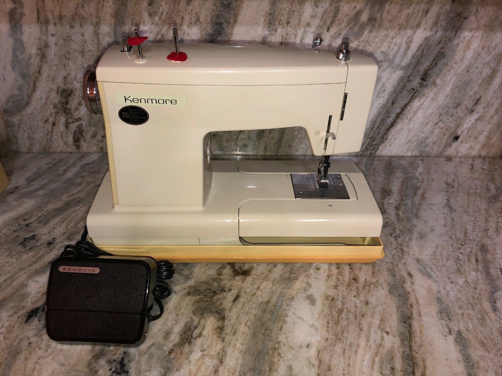 KENMORE ZIGZAG SEWING MACHINE 1641 FREE ARM CONVERTABLE 158.16410