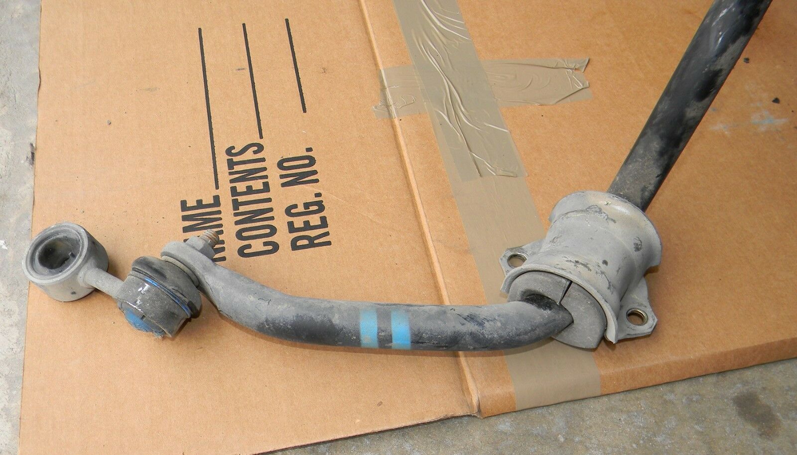 **BMW E36 320i 323i 325i 328i Z3 Front Sway Bar Stabilizer w Mounts