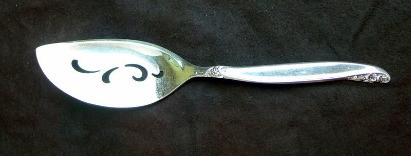 Primary image for Pie Server Silverplate 1847 Rogers Bros I S 1961 Formal Leilani 