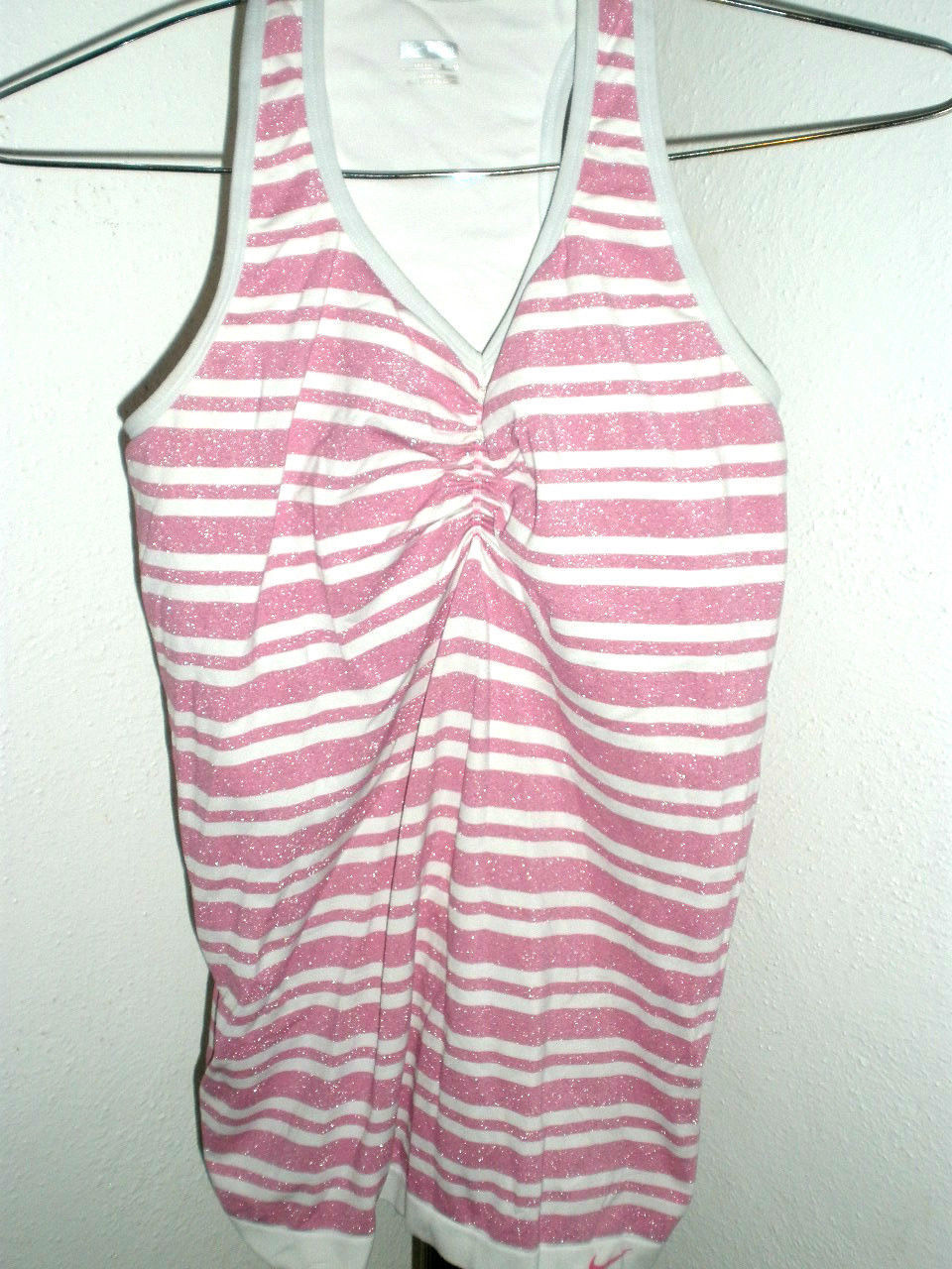 Women's Nike Seamless Pinnacle Training Sport Top Tank Sz Shelf Bra Med (8-10) - $28.70