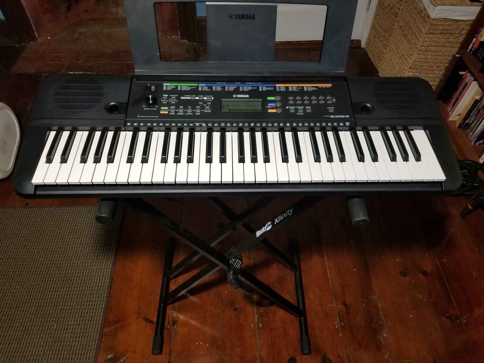 Yamaha YPT255 Electronic Keyboards
