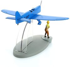 Tintin and the Blue Racing plane from The Black Island Official Tintin product  image 2