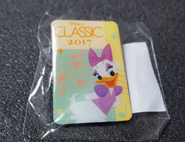 Disney on Classic 2017 Japan Daisy Pin  Rare Goods Super Rare - $22.77