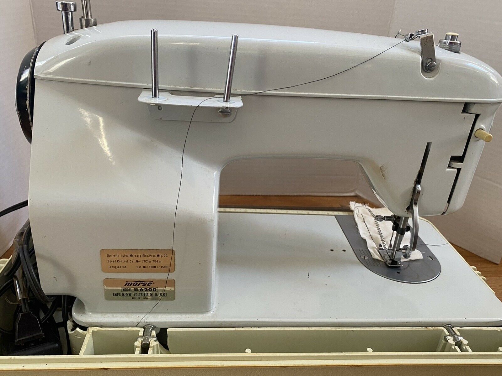 Vintage Morse Apollo Stretch Stitch Zig Zag Model 6200 Sewing Machine W