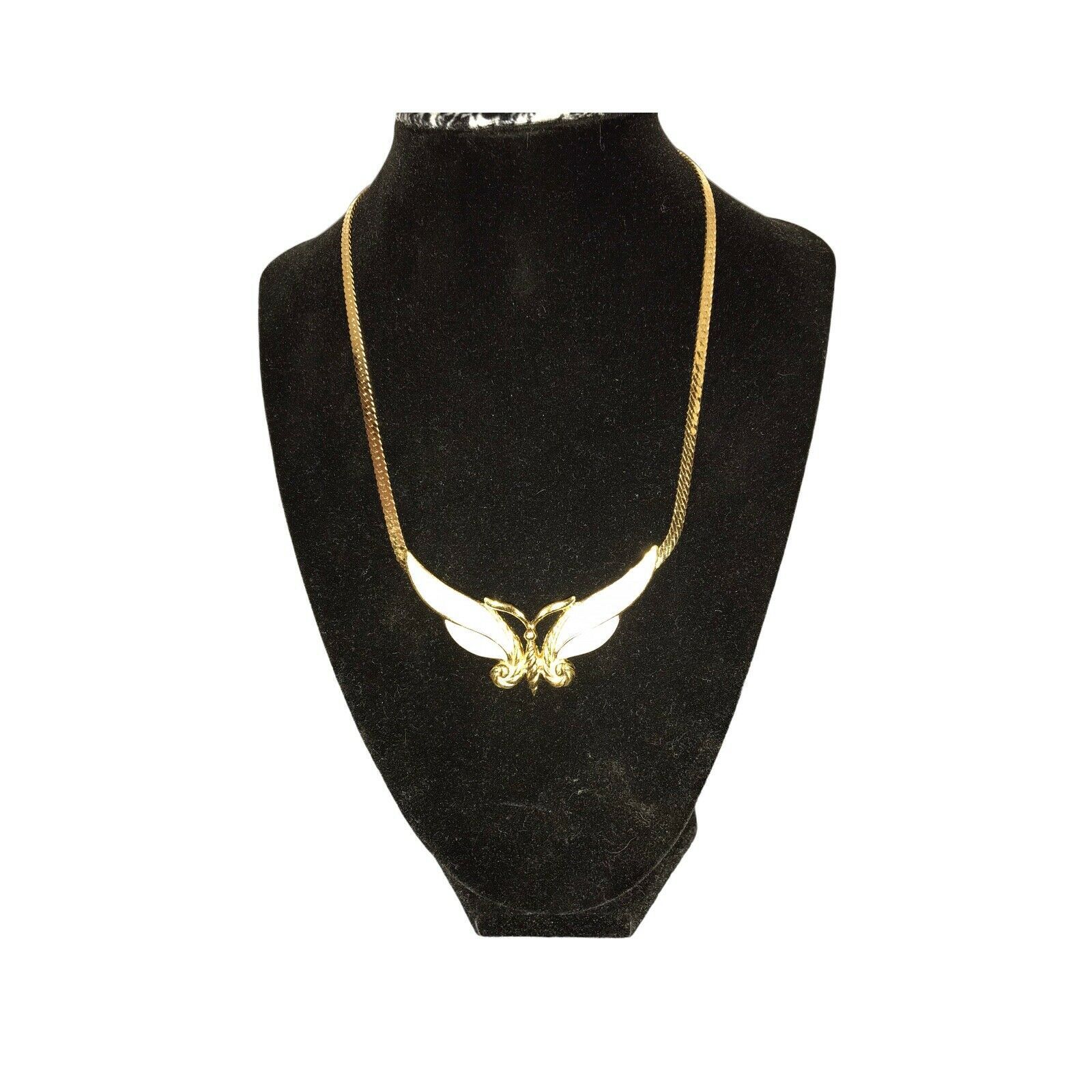 Primary image for Vintage TRIFARI With Bird Necklace 