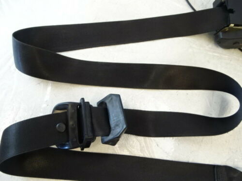 alpaca gray 2308600069 05 Mercedes R230 SL500 SL55 seat belt buckle alpaca gray 2308600069 05 Mercedes R230 SL500 SL55 seat belt buckle
