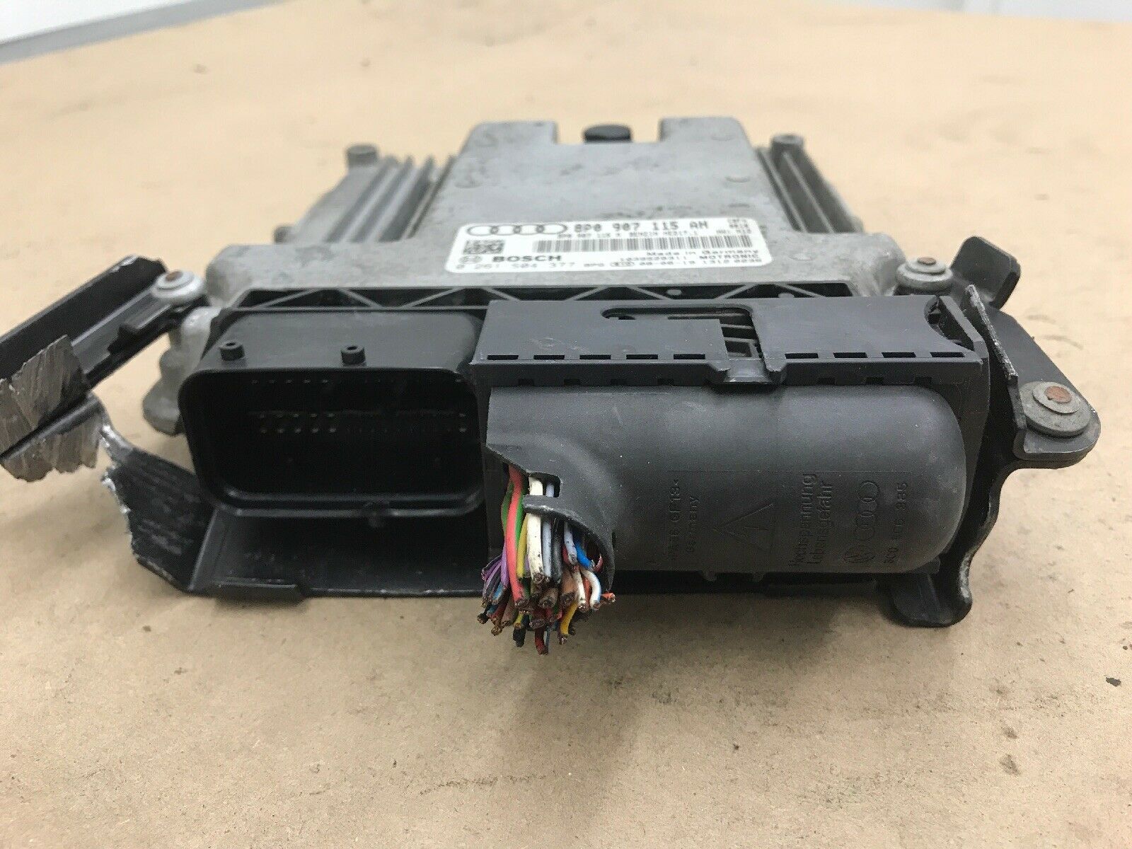 2009 AUDI A3 2.0T ECM ECU Engine Control Module l 8P0 907 115 AH 5478