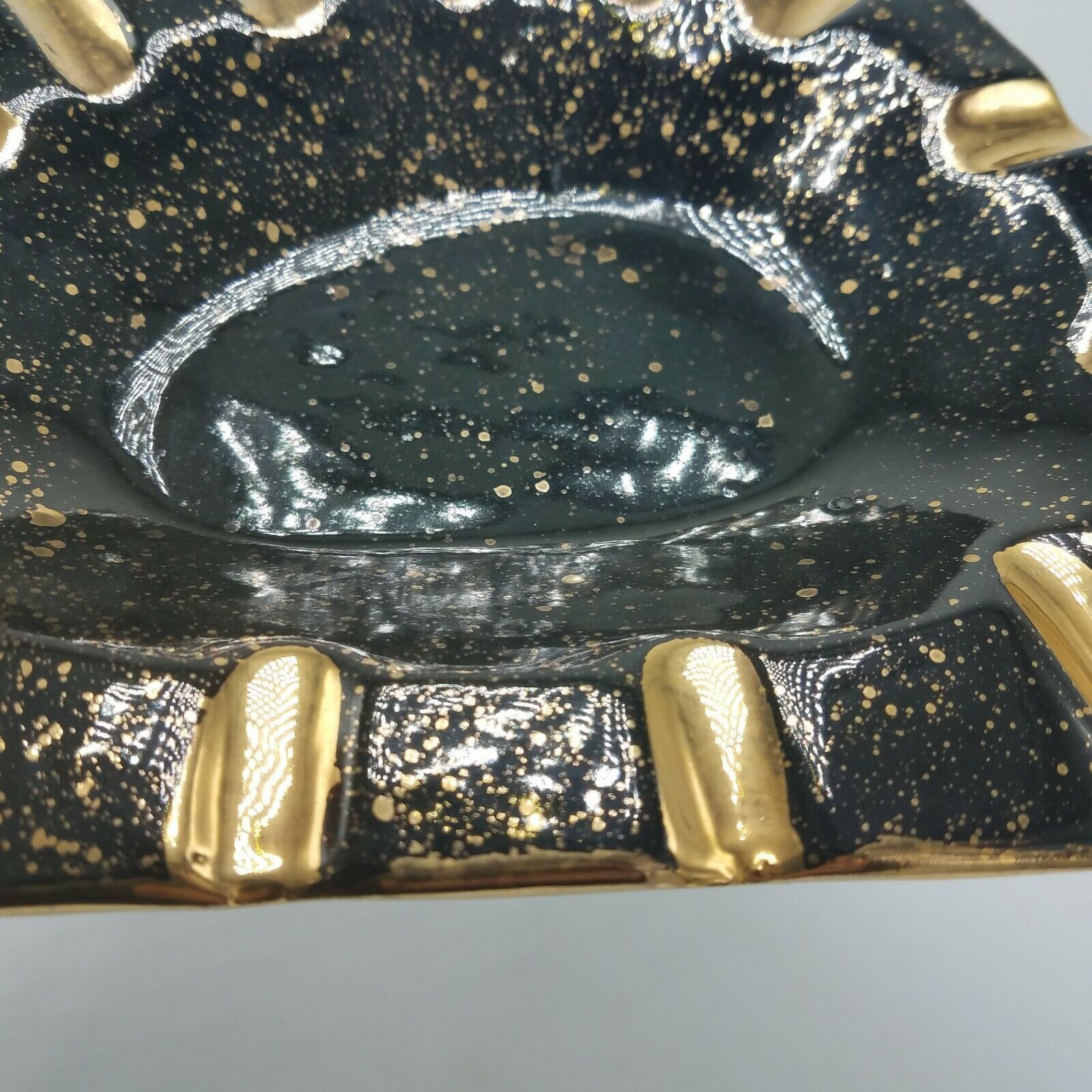 VTG MCM Ceramic Ashtray GOLD & BLACK SPLATTER GLAZE Seth Rogen You