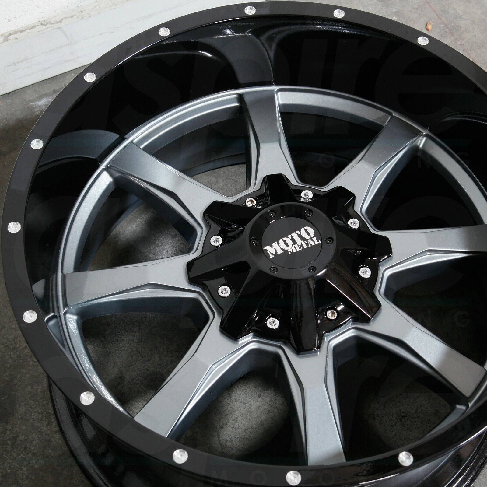 One 22x10 Moto Metal MO970 8x6.5/8x165.1 -18 Gunmetal Black Wheels Rims ...