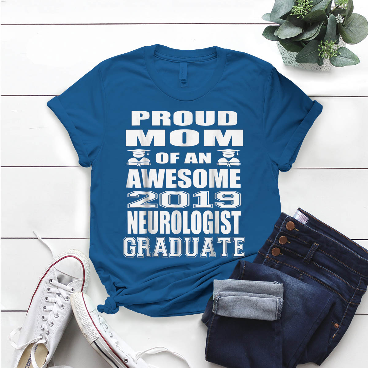 Graduating Neurologist Brain Doctor Proud Mom T- Shirt ...