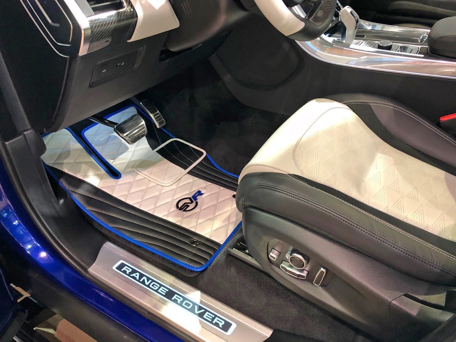 Range Rover Sport, SVR, Autobiography custom floor mats, trunk, 2016