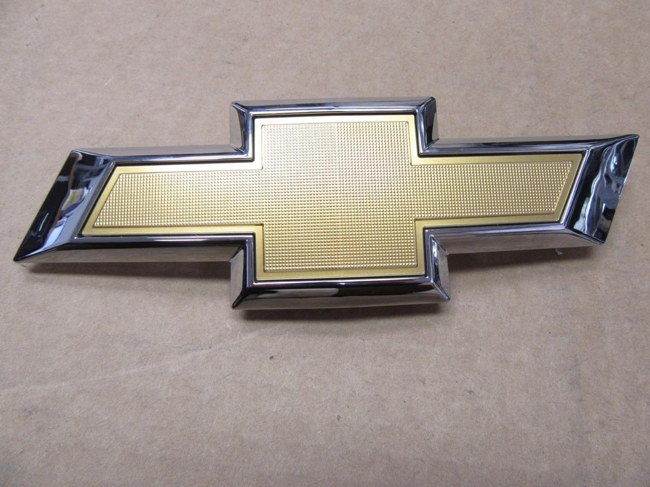 OEM 17-18 Chevy Trax Front Grill Gold and Chrome Bowtie Emblem Badge ...