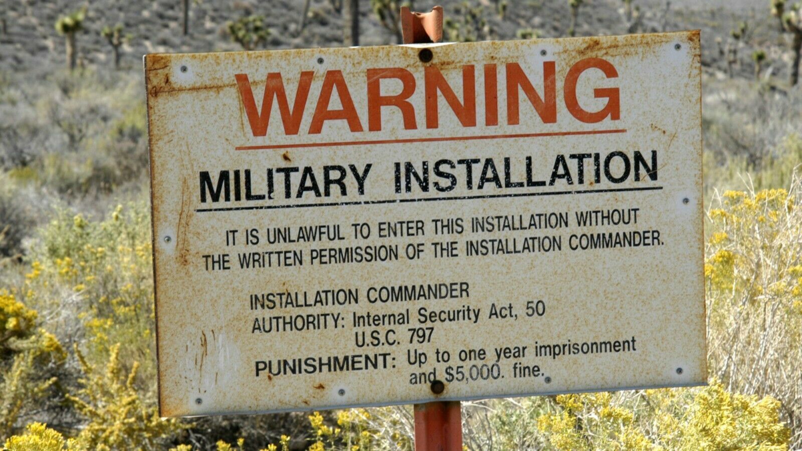 Area 51 No trespassing military installation Poster, 24x36 inch, nevada ...